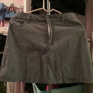 Checkered mini skirt